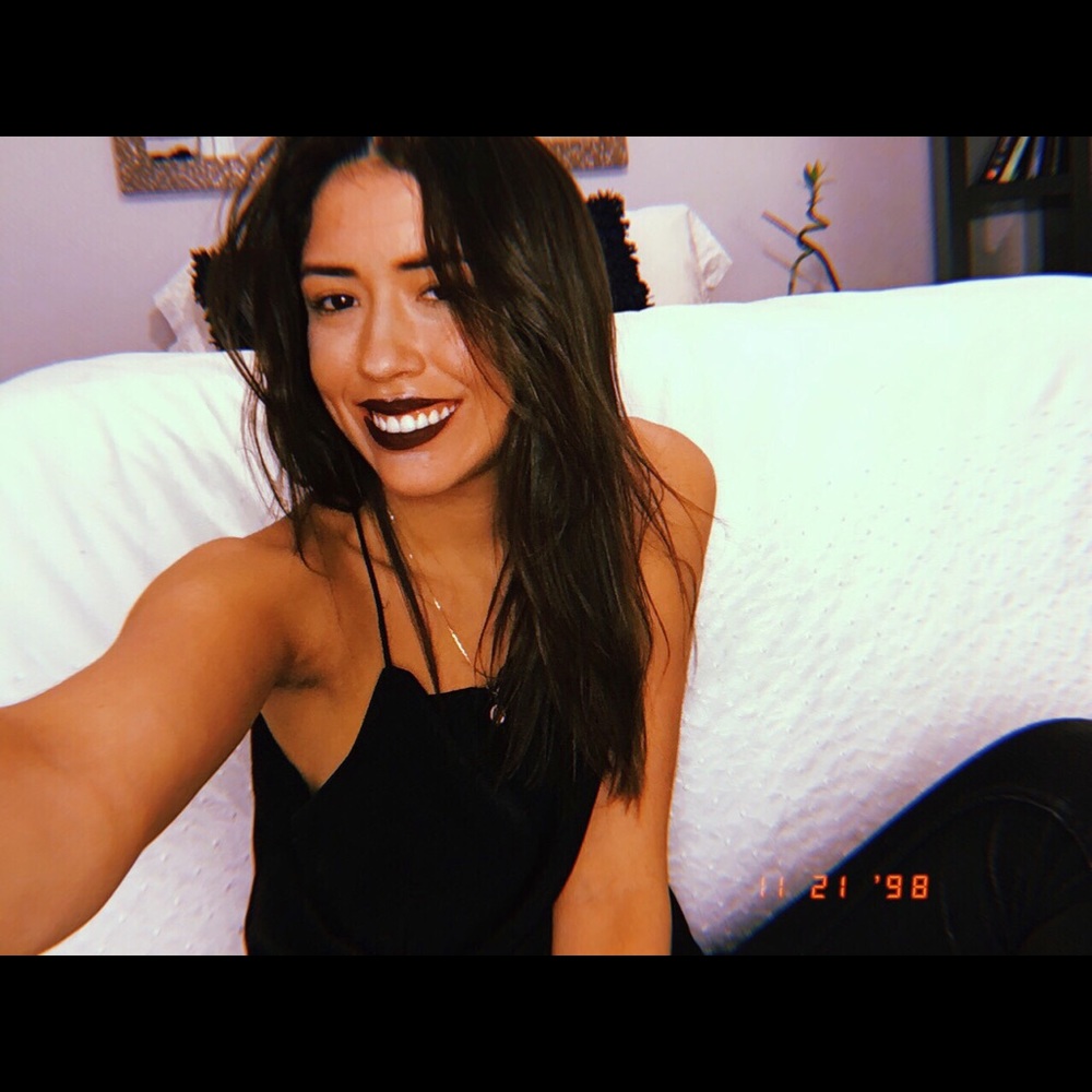 Meet your Posher, Naomi